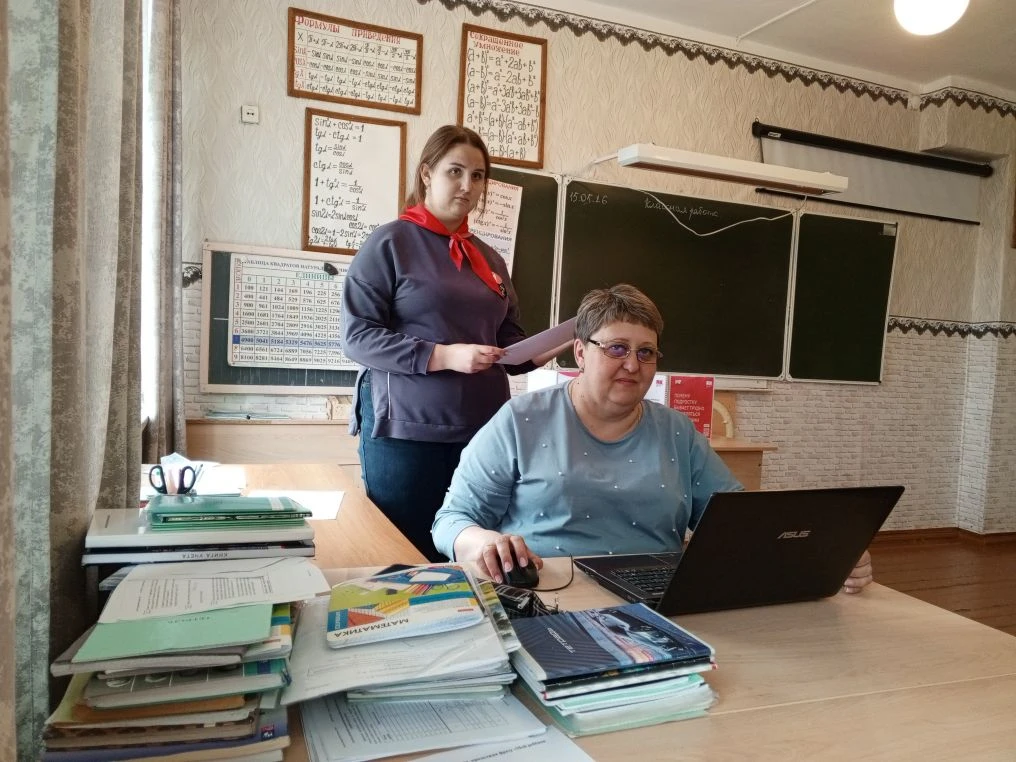«Чему не учат в школе: почему подростку трудно говорить о своих чувствах?»
