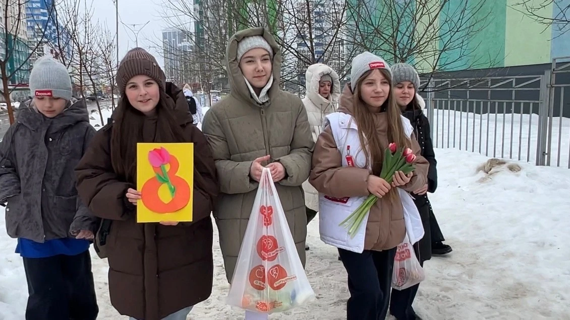 Встреча поколений: тепло сердец ❤️  ✨ Первые школы им. М. Ю. Лермонтова села Засечное навестили прек