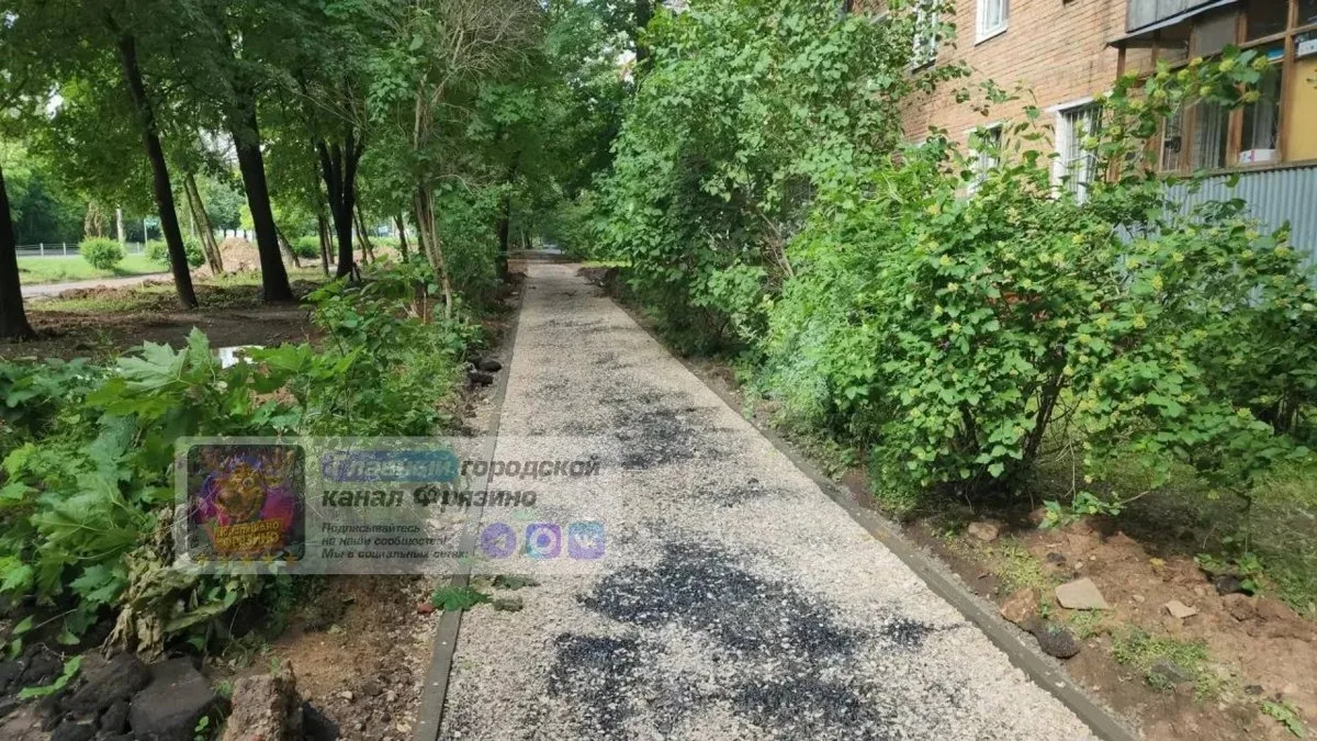 👍 Благоустройство двора на проспекте Мира
Во дворе дома №6 уже заменили бордюрный камень, обустроил