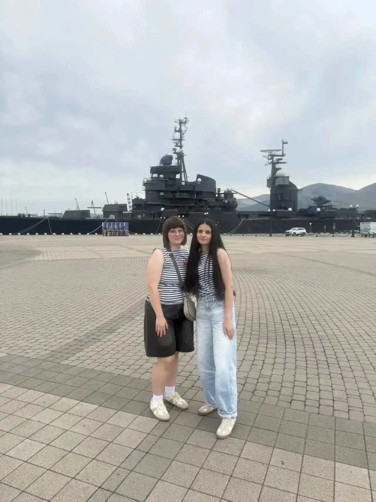 🇷🇺 Сегодня, 25 июля, в 7:00 у легендарного крейсера «Кутузов» ⚓️ , в рамках празднования Дня Военн