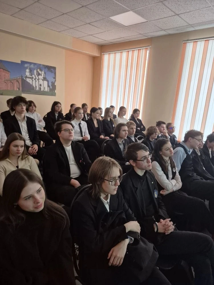 📽 В рамках организации работы по профилактике противоправного поведения несовершеннолетних в школе д