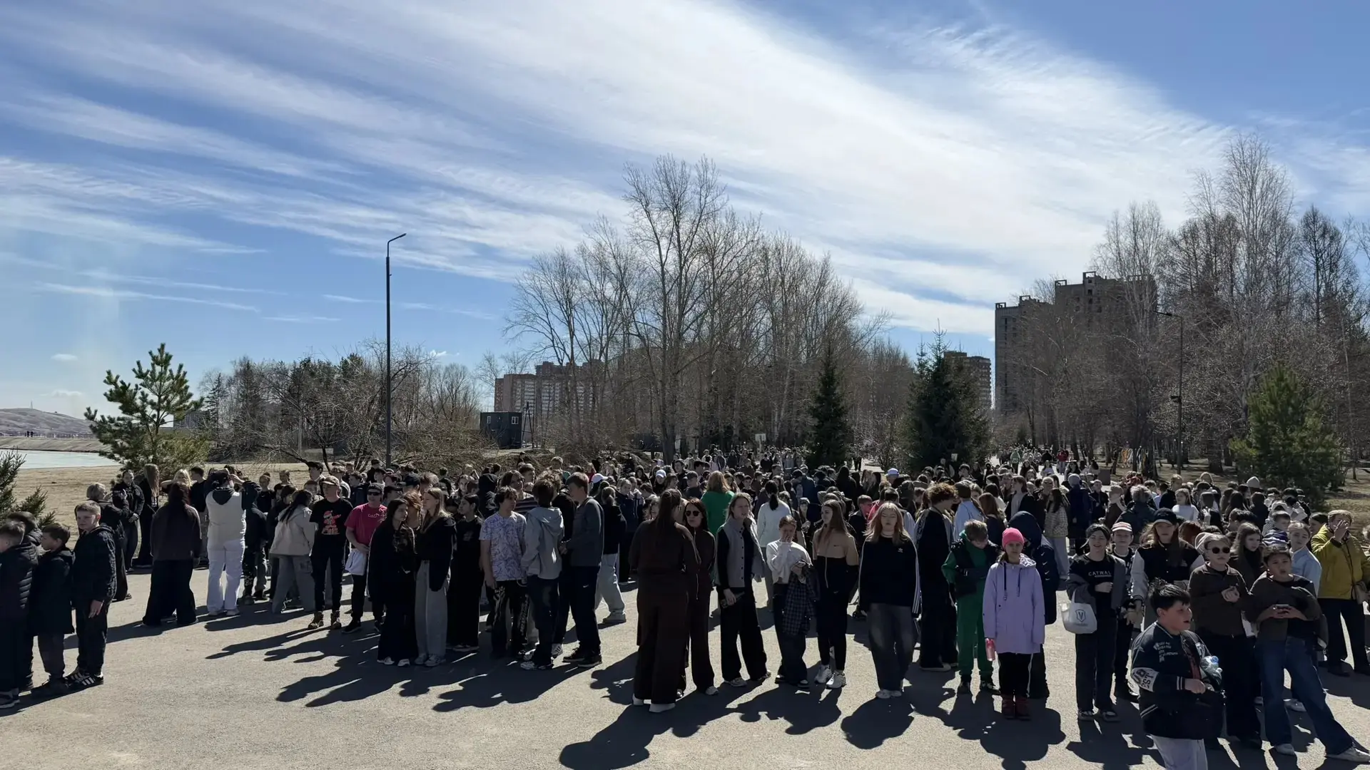 ЭКОЛОГИЧЕСКИЙ ФЕСТИВАЛЬ "ГОРОД БУДУЩЕГО"  Сегодня в нашем парке "Октябрьский" прошёл масштабный экол