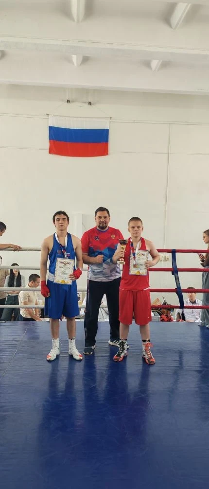 🥊🏆 Открытый XXII традиционный турнир по боксу в Бугуруслане 🏆🥊

С 29 по 30 мая в городе Бугурусл