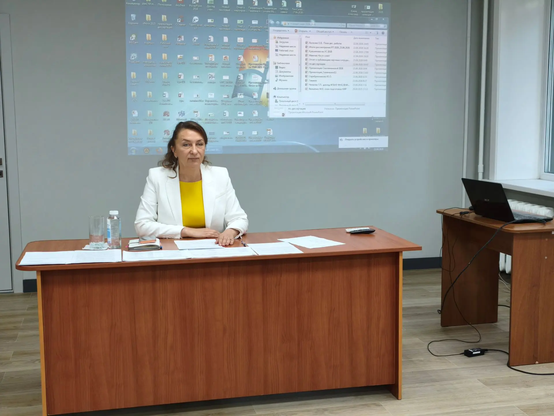 ⚡3 доктора и 12 кандидатов наук пополнят штат ВНИИ сои в ближайшие три года. На заседании ученого со