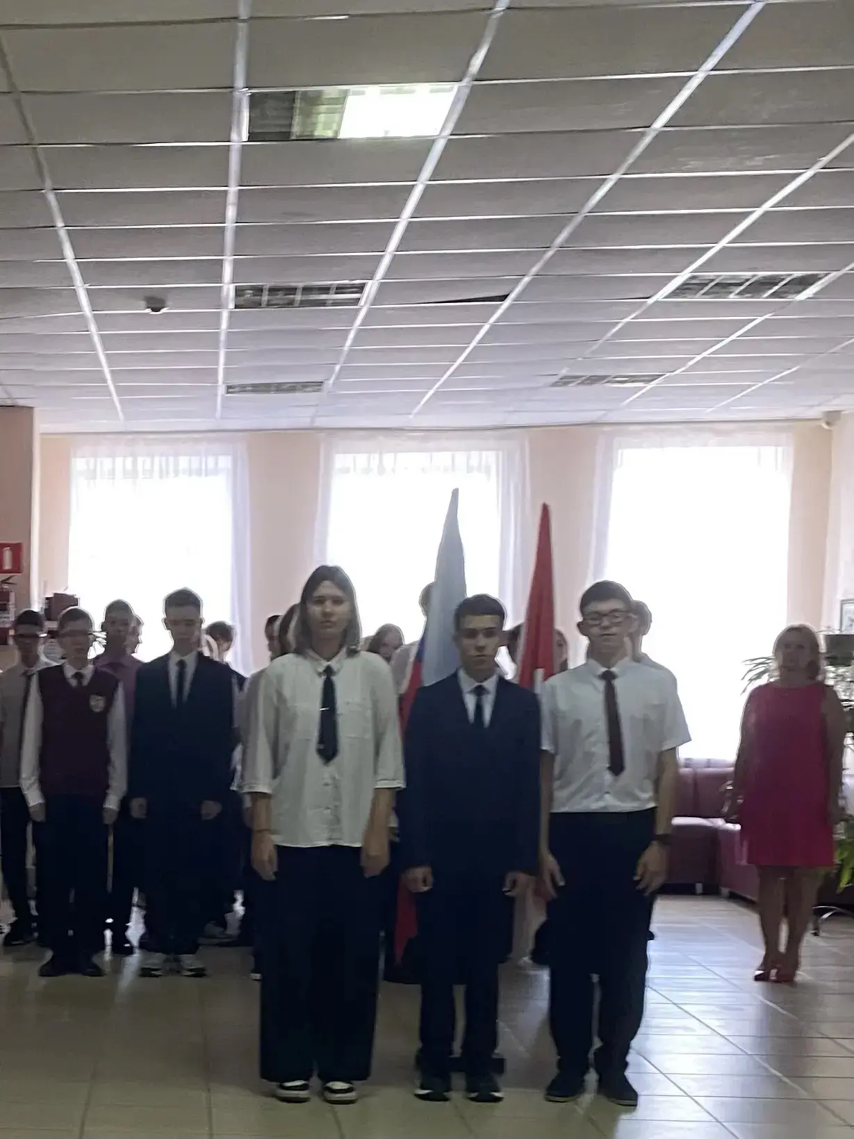 Наш школьный понедельник: Церемония, Признание, Знания. ✨