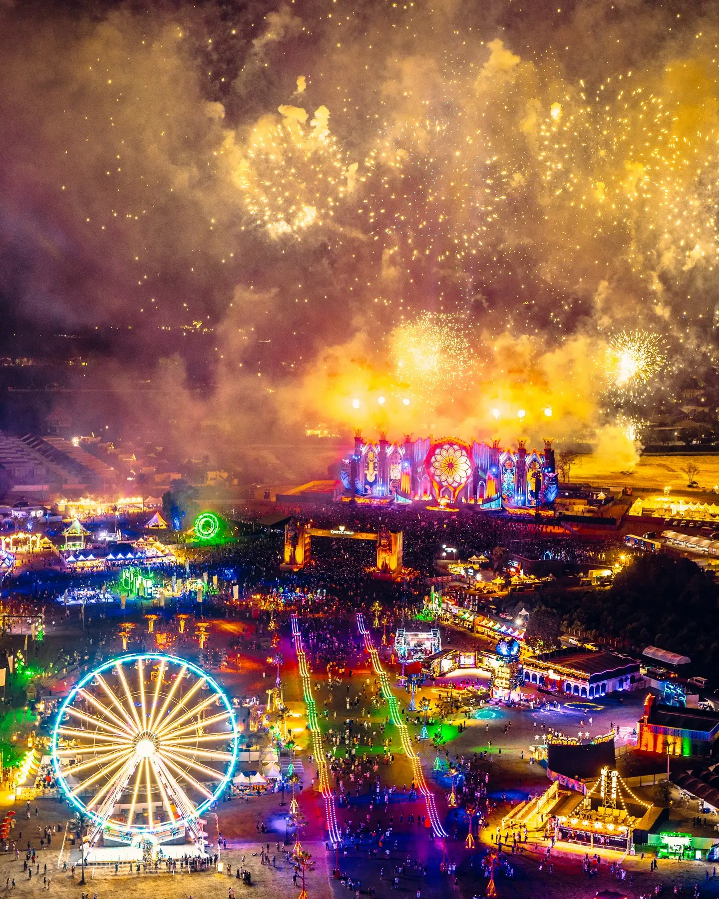 СЦЕНЫ EDC THAILAND 2026
