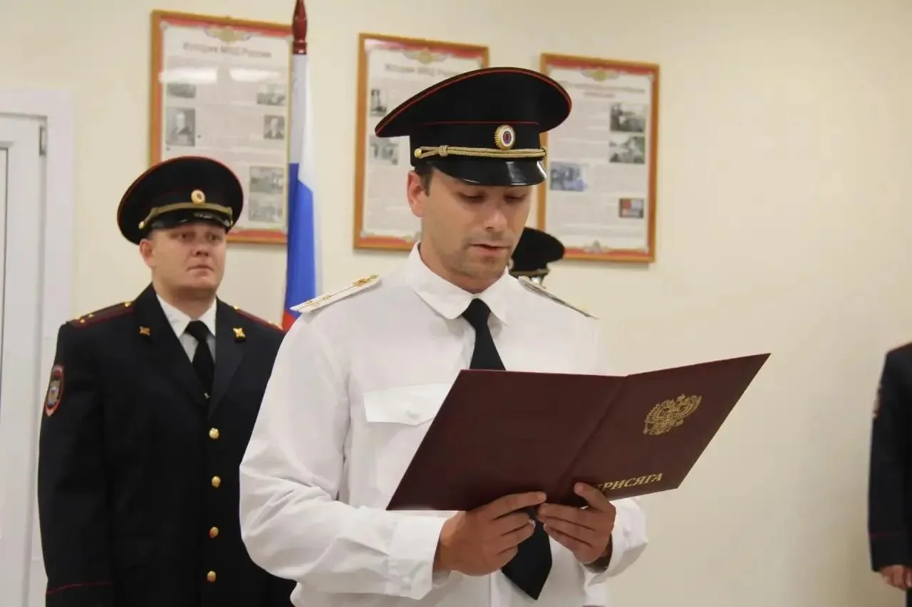 👮 Сегодня, в День офицера России, сахалинская полиция пополнилась новыми кадрами
