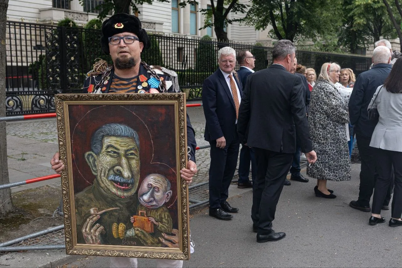 ‼️ В Польше застрелили российского художника-оппозиционера Семена Срепецкого, который в своем творче