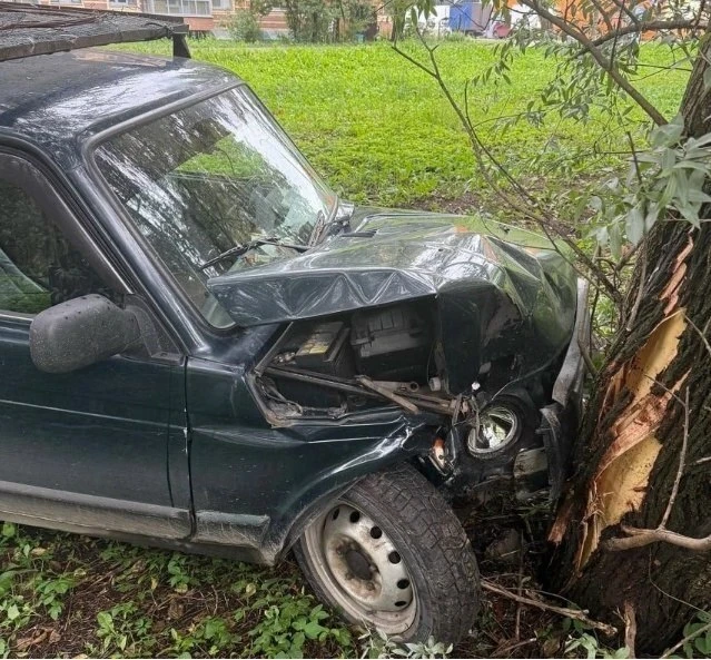 Один человек пострадал в тройном ДТП на Беляева 
 
Авария произошла в Вологде у дома №1Б на улице Ко