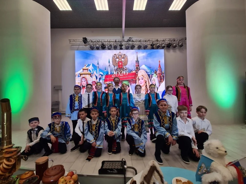 В День весеннего равноденствия в нашей школе прошёл Фестиваль единства народов России! 🌍☀️  Вчера, 2
