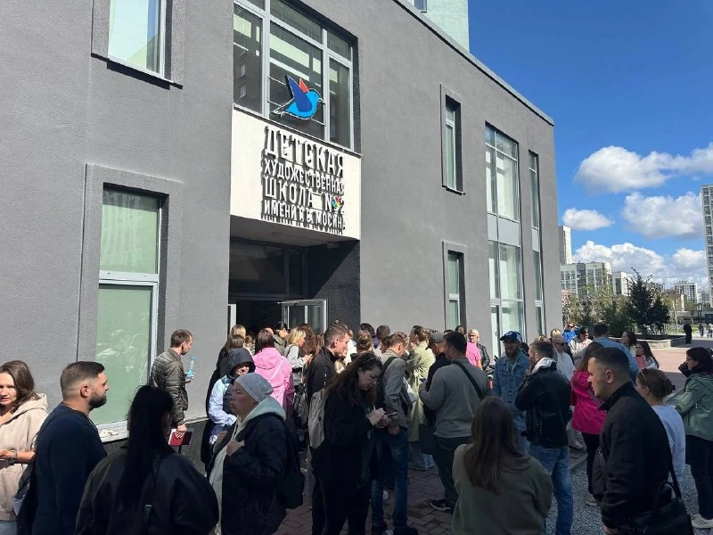 В Академе появится 100 дополнительных мест для юных художников 🎨