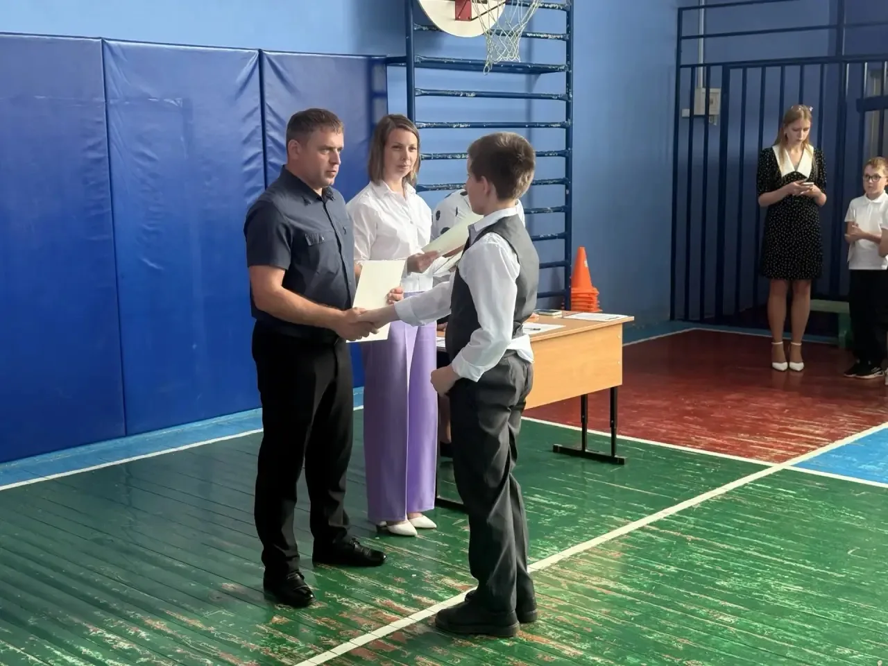 🎓 Торжественная линейка: наша гордость и ваша поддержка!
