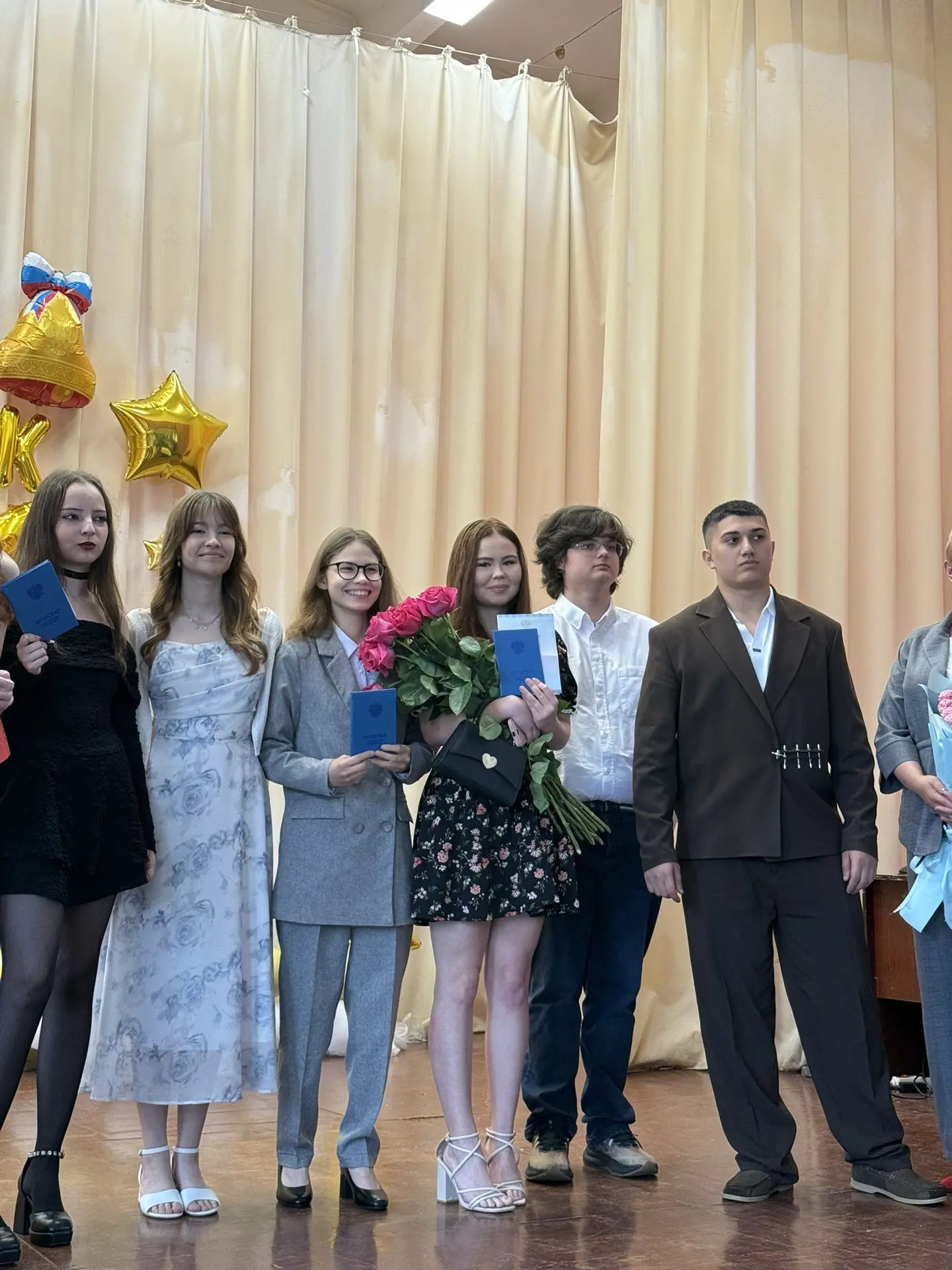 Сегодня у нас был праздник , выпускной моей дочери , 11 класс 😌 как же быстро растут н...