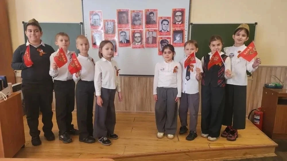 🎖️ «Стена памяти» во 2 «Г» классе: прикосновение к истории своей семьи! 🎖️  В преддверии 9 Мая во 2 