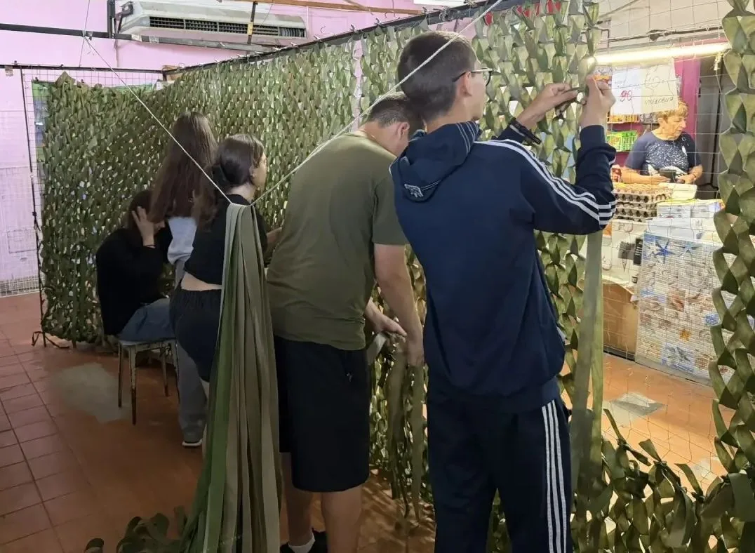 Акция «СВОих не бросаем» продолжается! 🇷🇺8В под классным руководством Сидельниковой В.А. всегда го