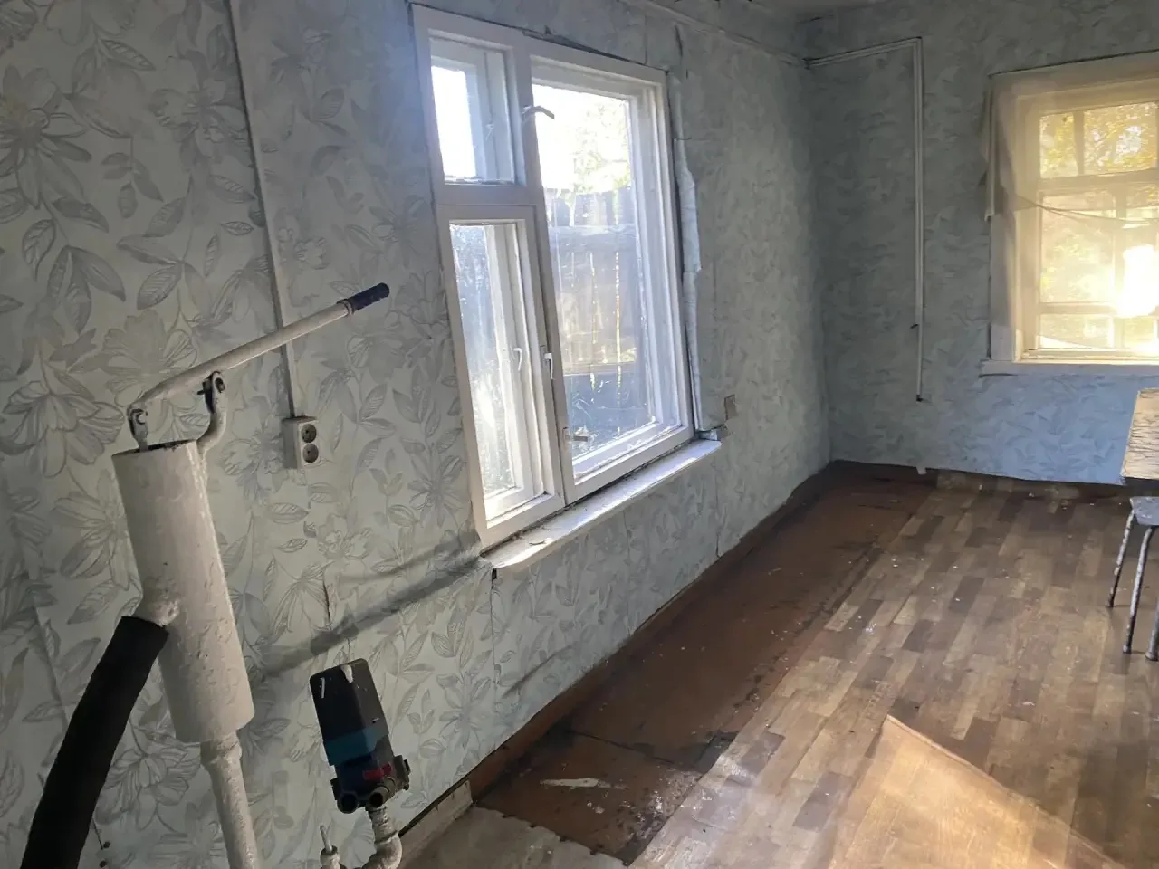 Срочно сдам частный дом 2 комнаты по ул Мугур без мебели. Бани и гаража нет. Печное ото...