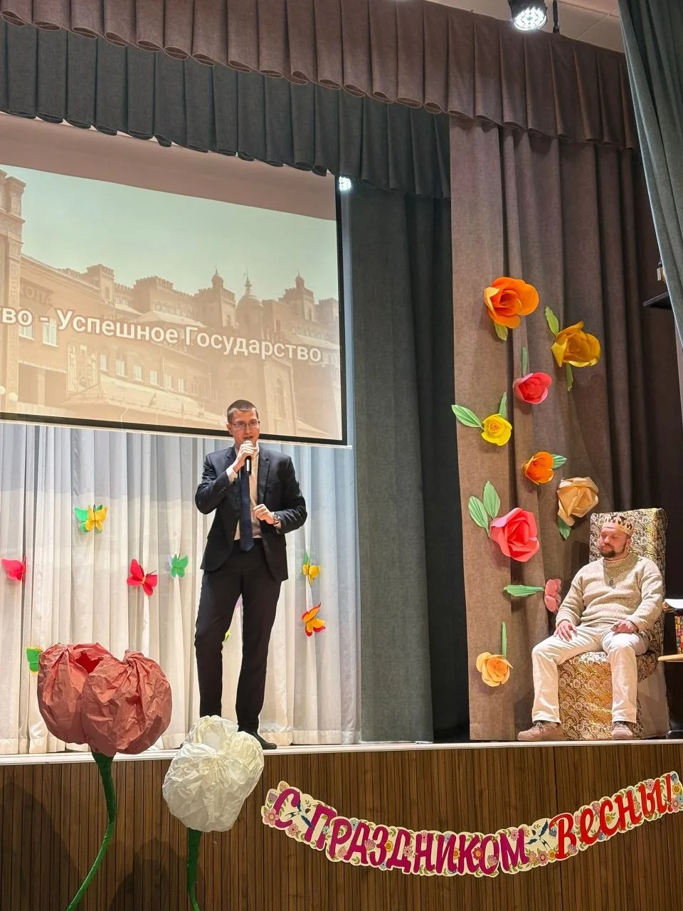 Накануне праздника весны и красоты, 8 Марта 🌸💃, в стенах нашей школы царила особая атмосфера радости