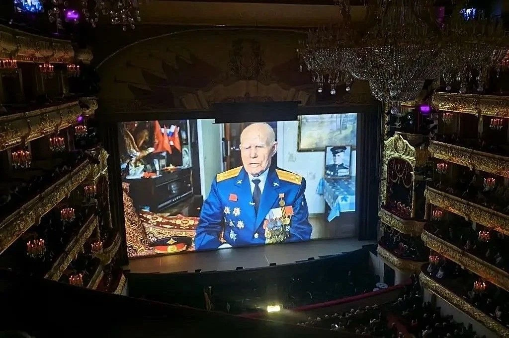 Юнармейцы отряда им. С.Х. Горобца при Военном учебном центре побывали на праздничном ко...