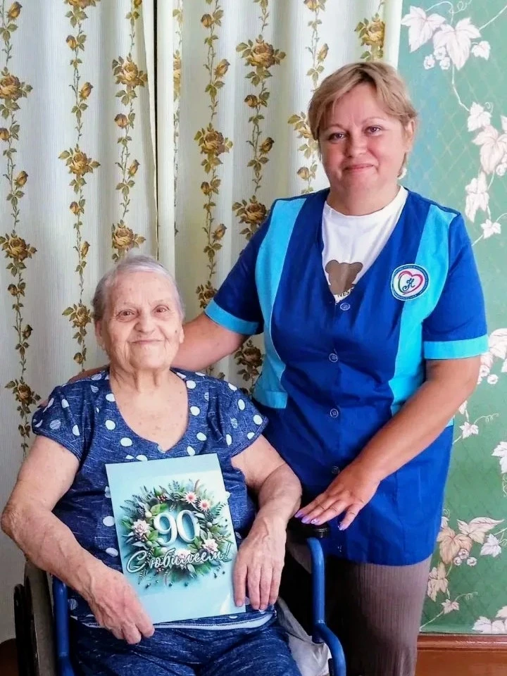 27 июля свой  90-летний юбилей отметила получатель социальных услуг отделения социального обслуживан