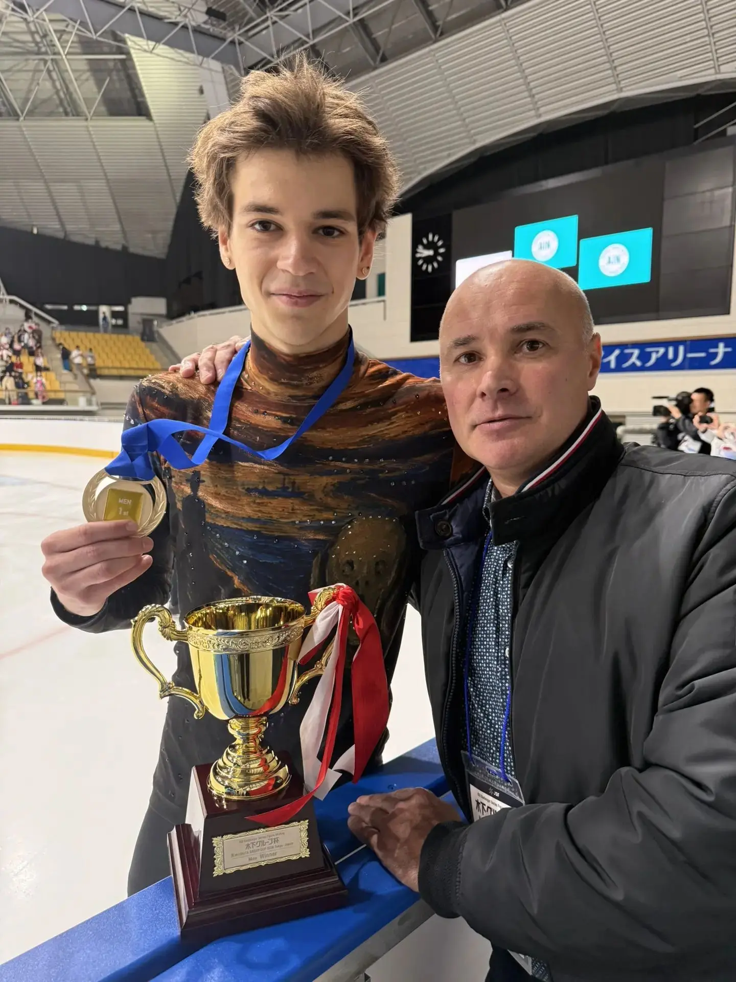 Золото и бронза — это мощно! 🥇🥉