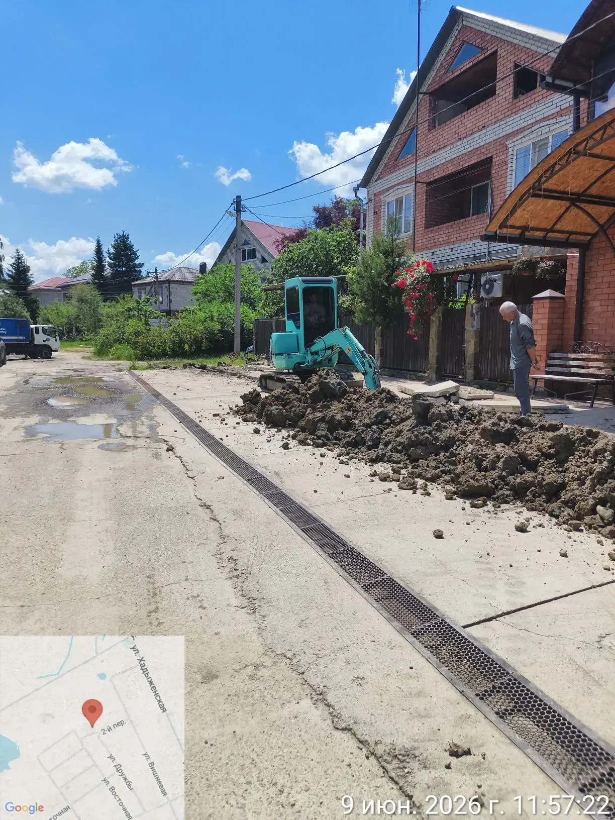 Устранили порыв по улице Дружбы. Кроме этого заменили 40 метров трубы (110), чтобы не допустить даль