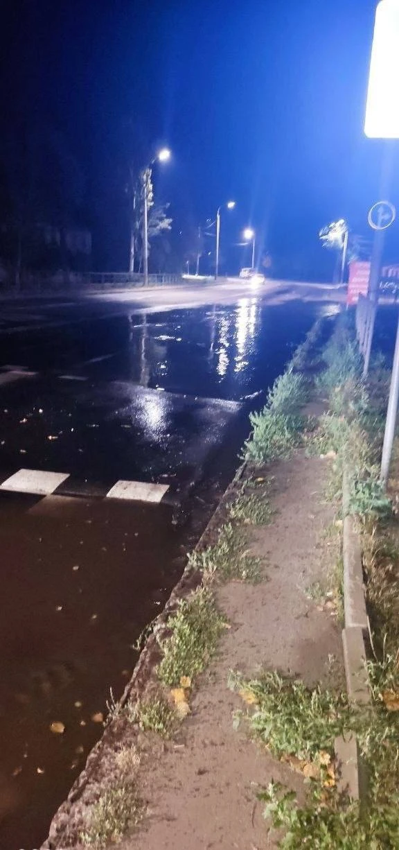 В Петровском районе Донецка произошёл порыв воды