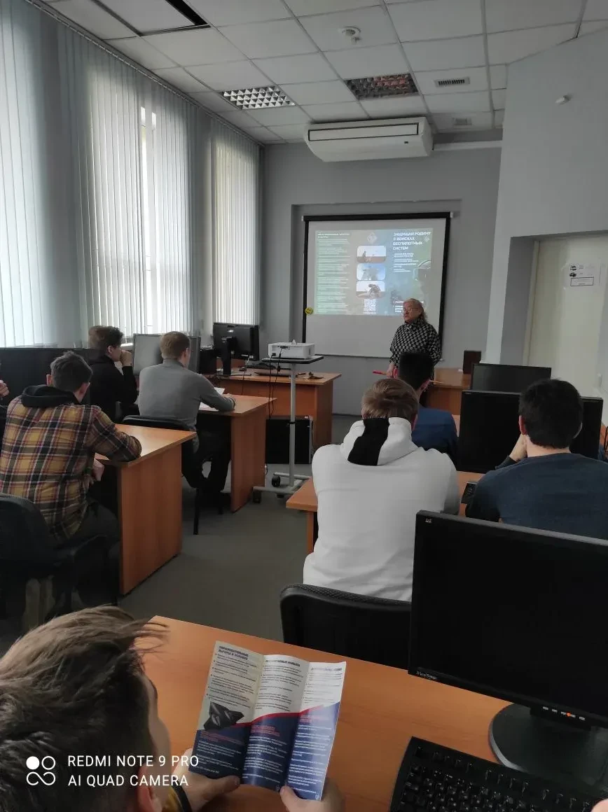 В ИПТМ продолжается цикл встреч со студентами, на которых рассказывается о возможностях...