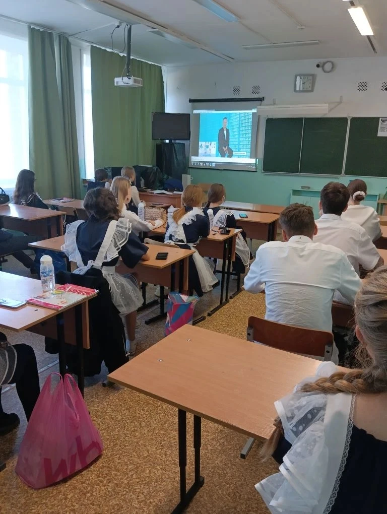 Продолжается апробация проекта "Разговоры о профилактике". Занятия прошли в интерактивных форматах: 