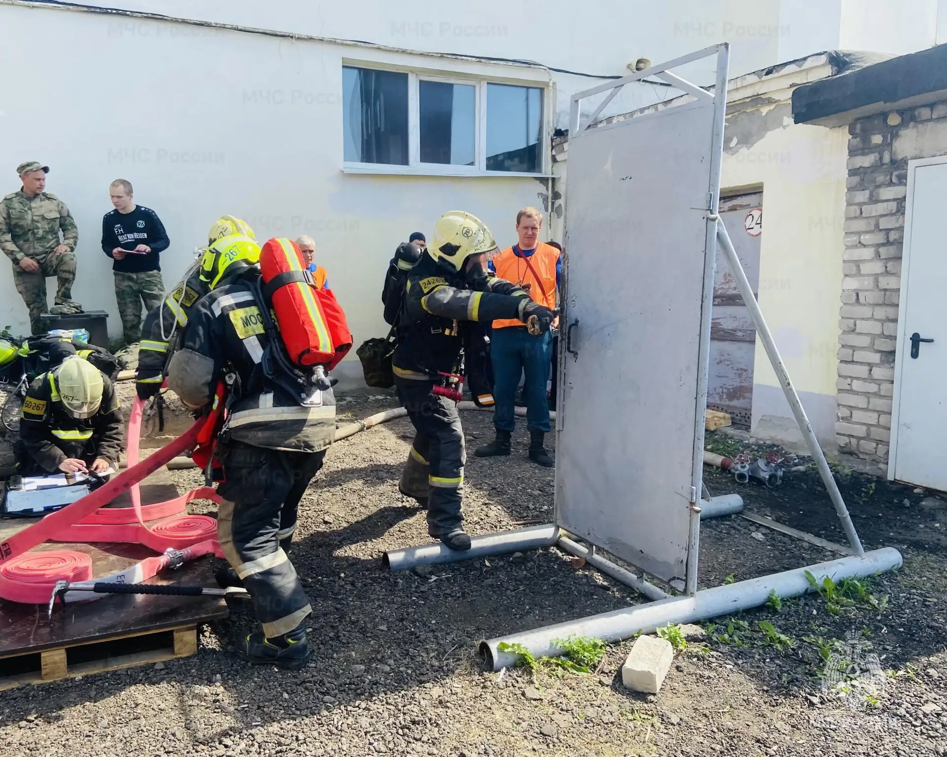 🔥Пожарные Коломны стали победителями конкурса на лучшее звено ГДЗС 2026 года   В Коломне завершился 