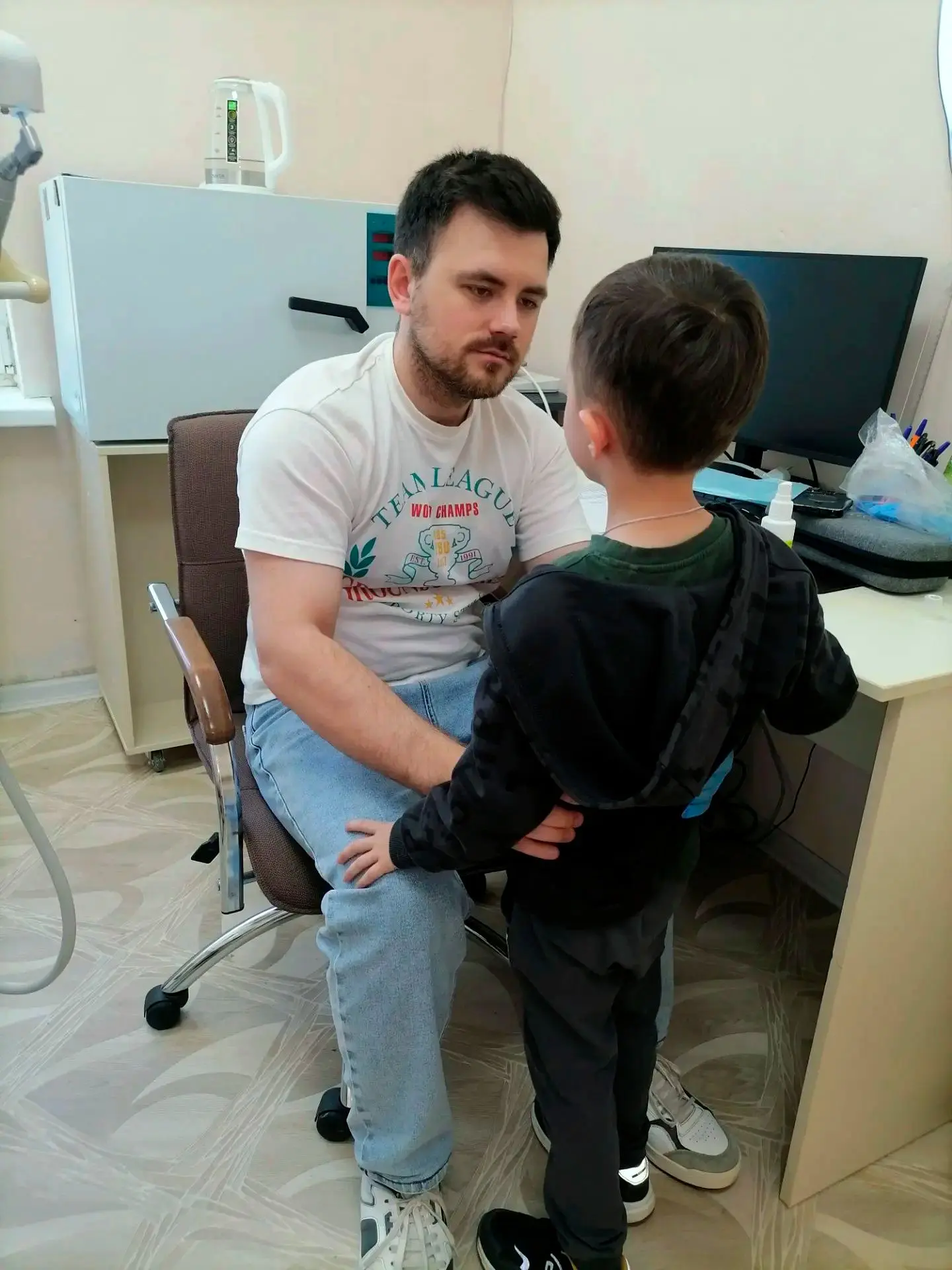 🚑 Выезд мобильной бригады врачей в СОШ №14 ст. Новотроицкой