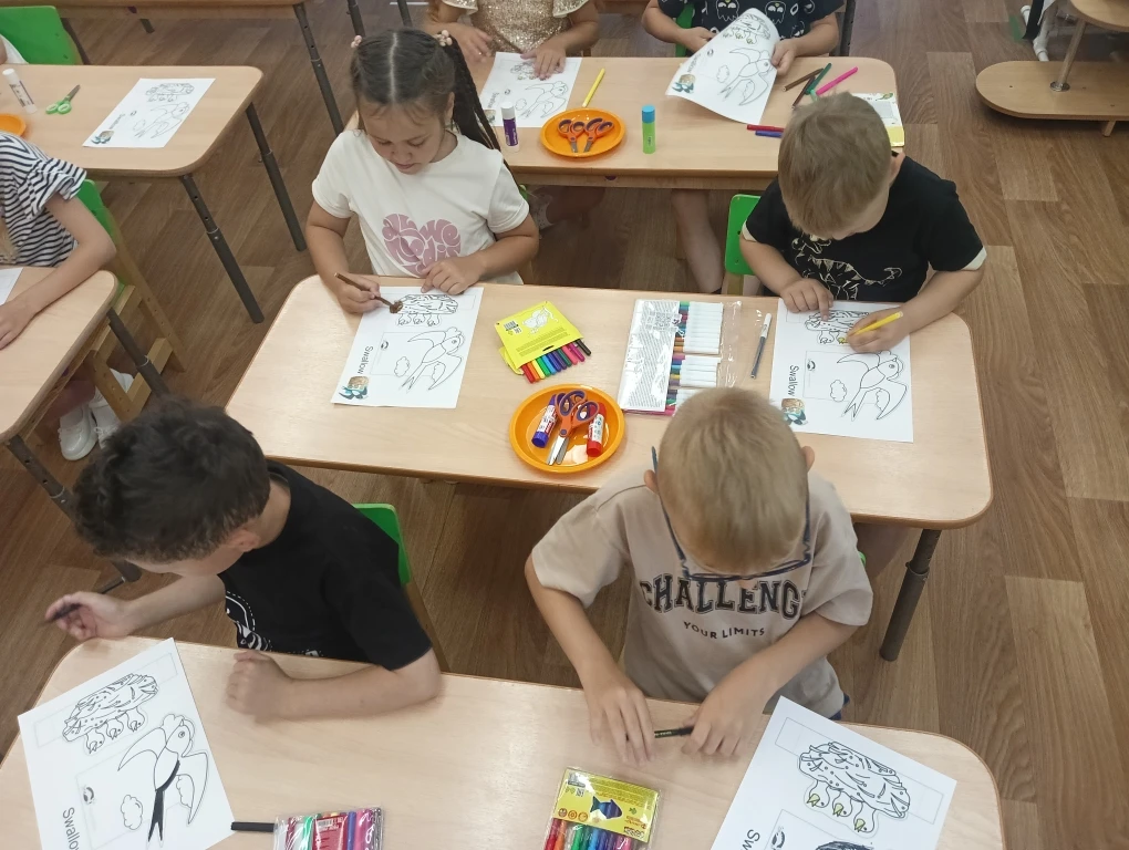 💥Рубрика «Мы познаем мир».

🐦‍⬛В группе «Акварельки» прошел тематический «День ласточки»!
Ребята г