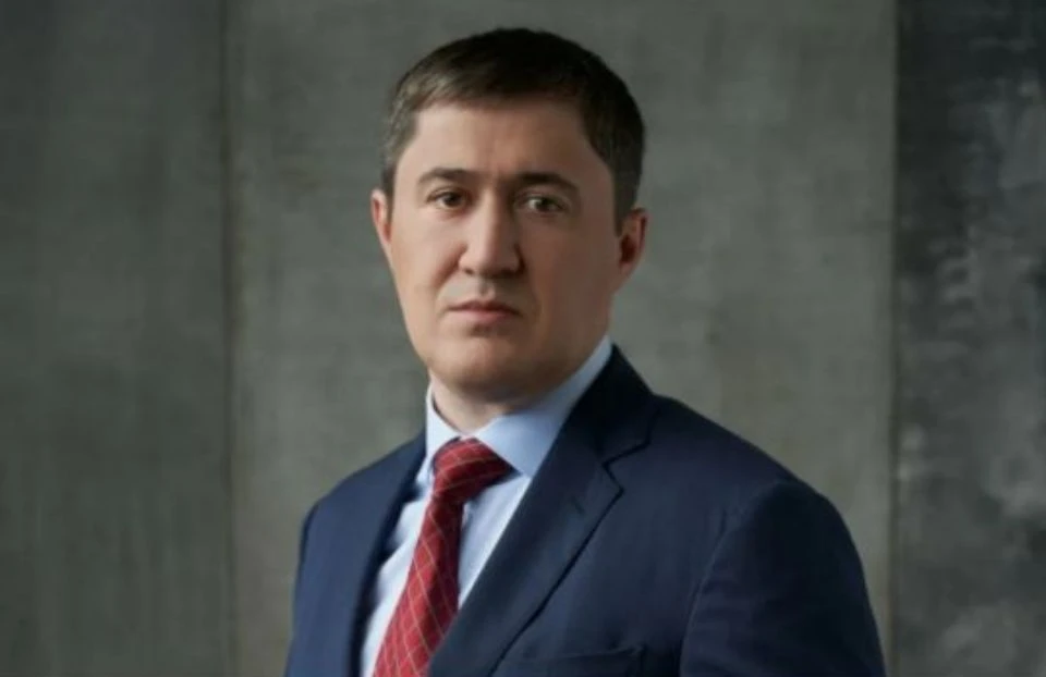 Дмитрий Махонин прокомментировал сегодняшнюю смерть подростка из за непогоды:

Сегодня в Чайковском 