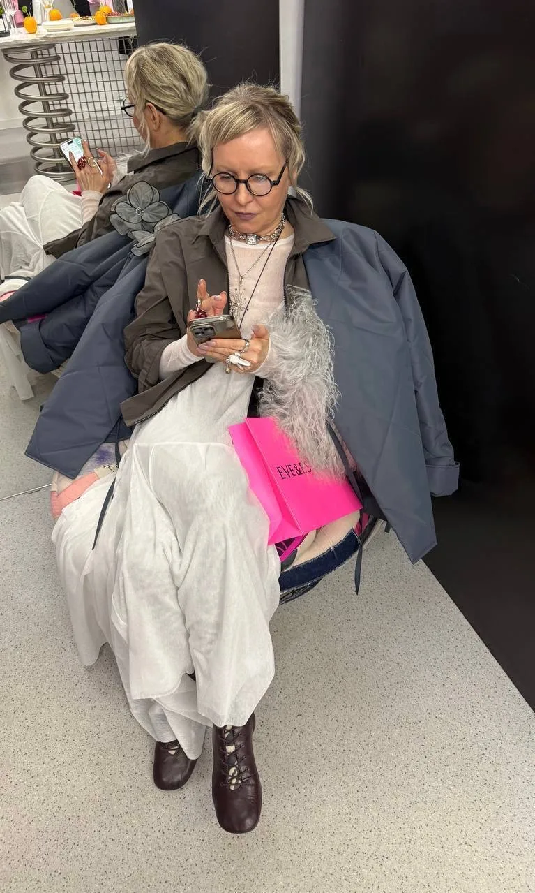 Иногда я тоже ношу платья. А это одно из любимых  • платье Unke  • ботильоны Zara • кимоно Gate31  К