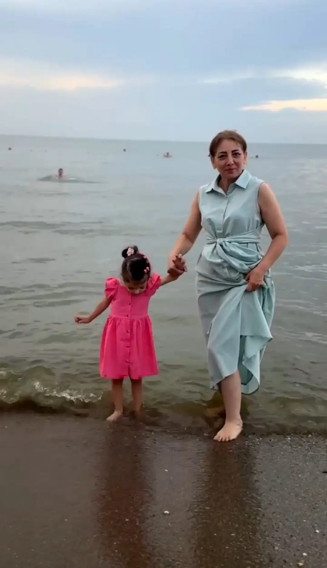 Дорогие ребята🥰 родители, здравствуйте! 👋
Наш чат совсем притих, а это значит, что каникулы проход