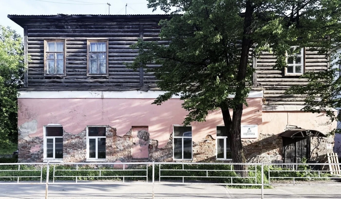 «Дом инспектора училищ» на Уральской, 4/1 в центре Нижнего Тагила, который после  высел...