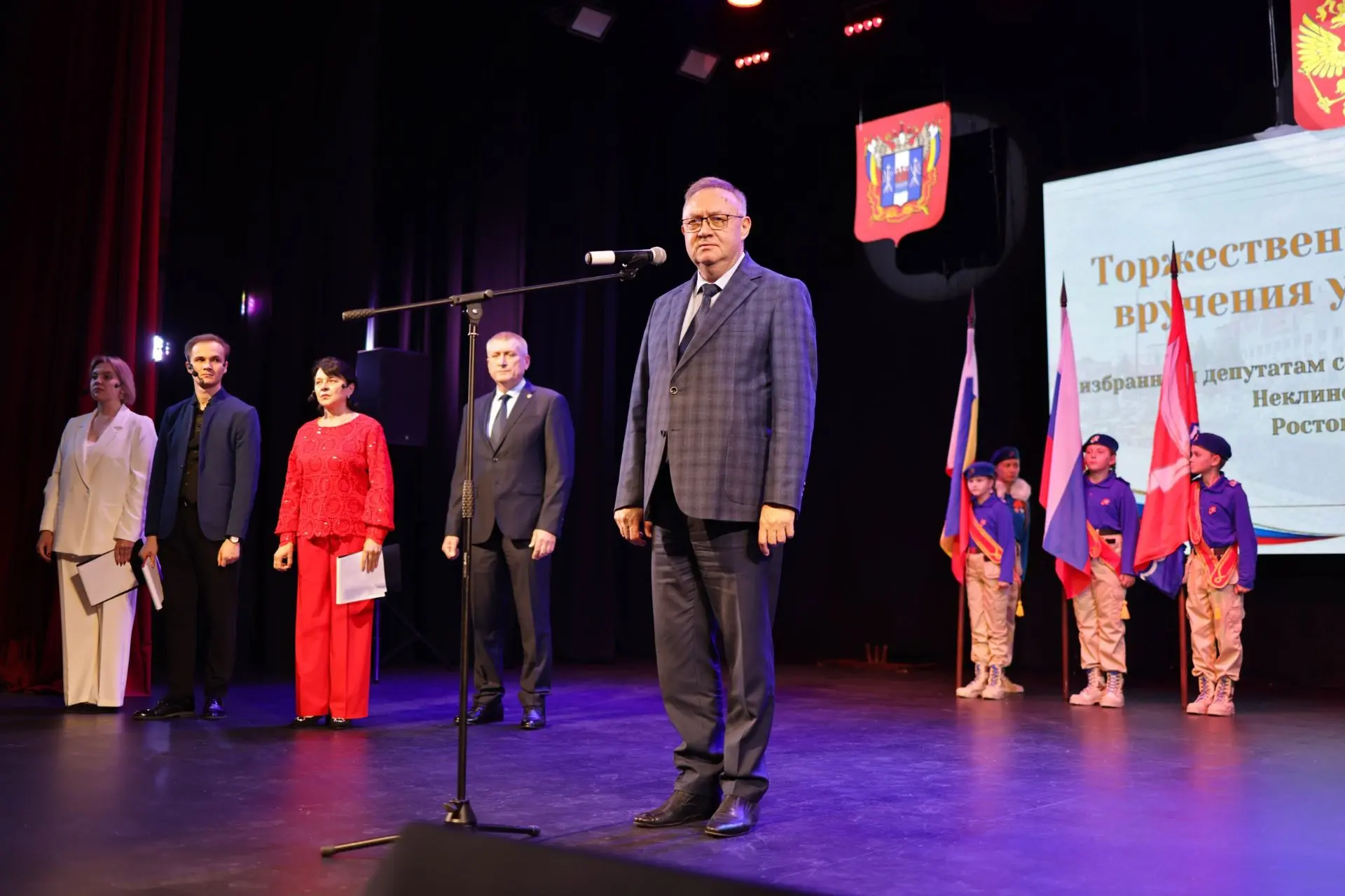 🔹Сегодня на главной сцене районного Дома культуры состоялась церемония вручения удосто...