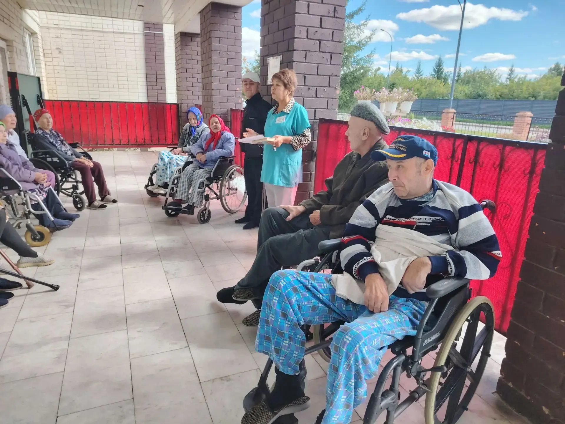 ✨ В нашем учреждении прошёл информационный час, посвящённый Дню военного медика-праздни...