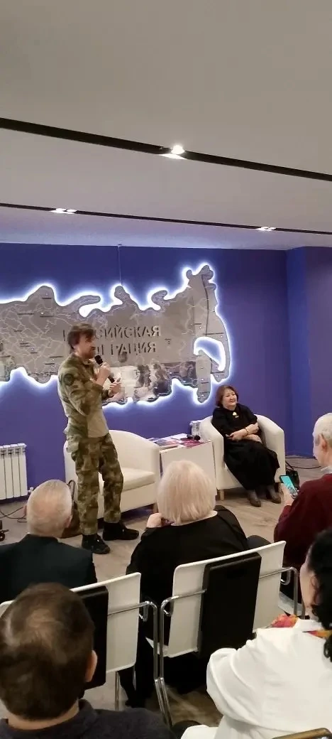 ПО ФРОНТОВЫМ ДОРОГАМ ПОЭЗИИ И ПРОЗЫ....  В самой дальней восточной глубинке нашей большой и необъятн
