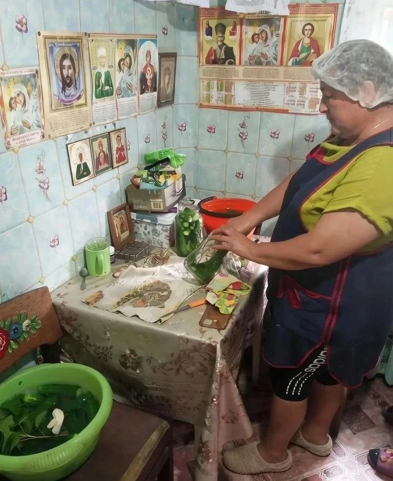 Многие привыкли думать, что социальная помощь – это купить продукты по списку, принести...