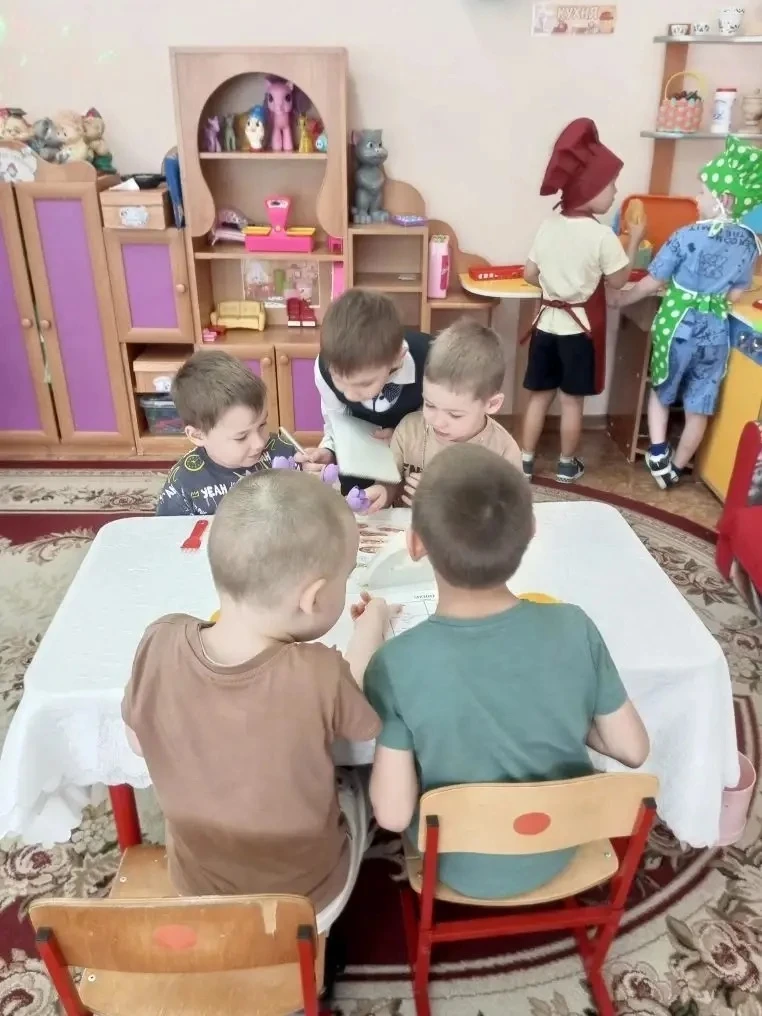Воспитанники старшей группы «Сказка»✨ погрузились в атмосферу настоящей ресторанной жиз...