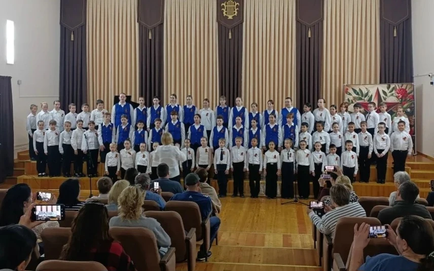 🌟 «ГЕРОИ В НАШИХ СЕРДЦАХ»  В канун 81-й годовщины Великой Победы в ДШИ им. М.Ю. Крапостиной состояло