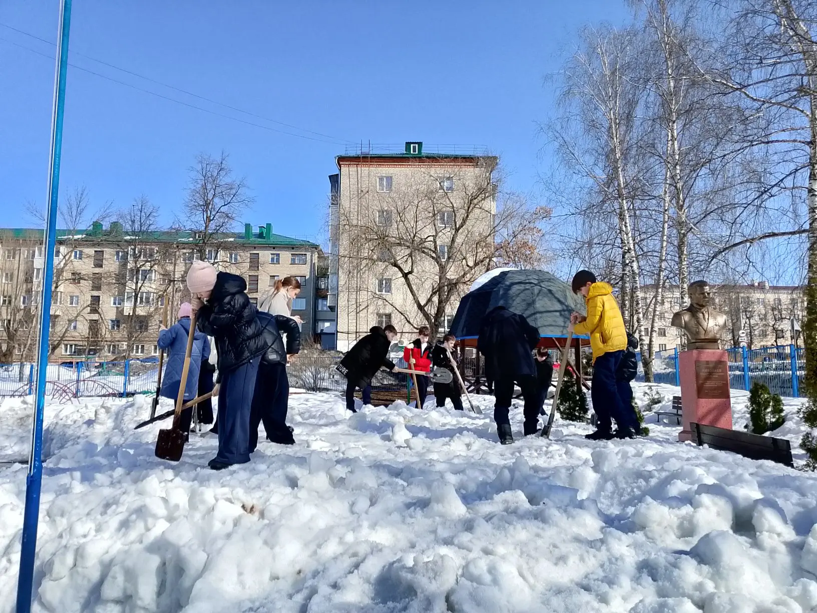 Трудовой десант в действии!