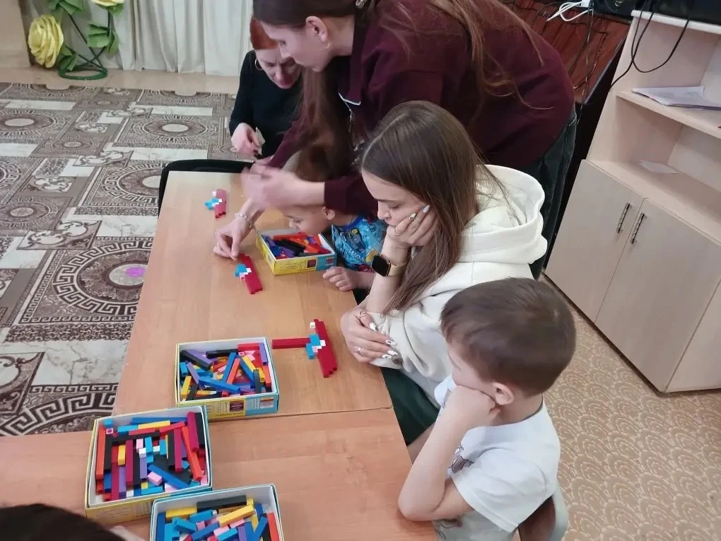 🌸🌷🌺18 марта в России отмечается День воссоединения Крыма с Российской Федерацией - памятная дата, ст