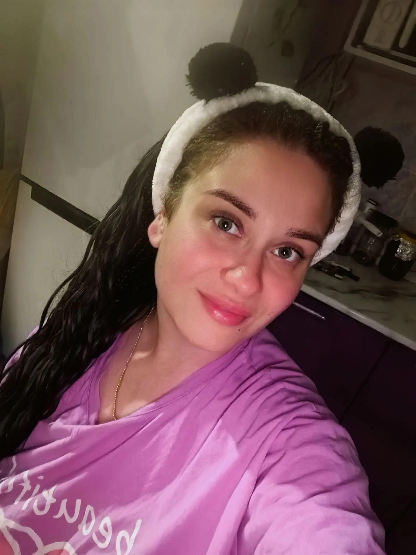 Когда в день переделала кучу дел: навела идеальный порядок 🧹, намылась до скрипа 💦 и ...