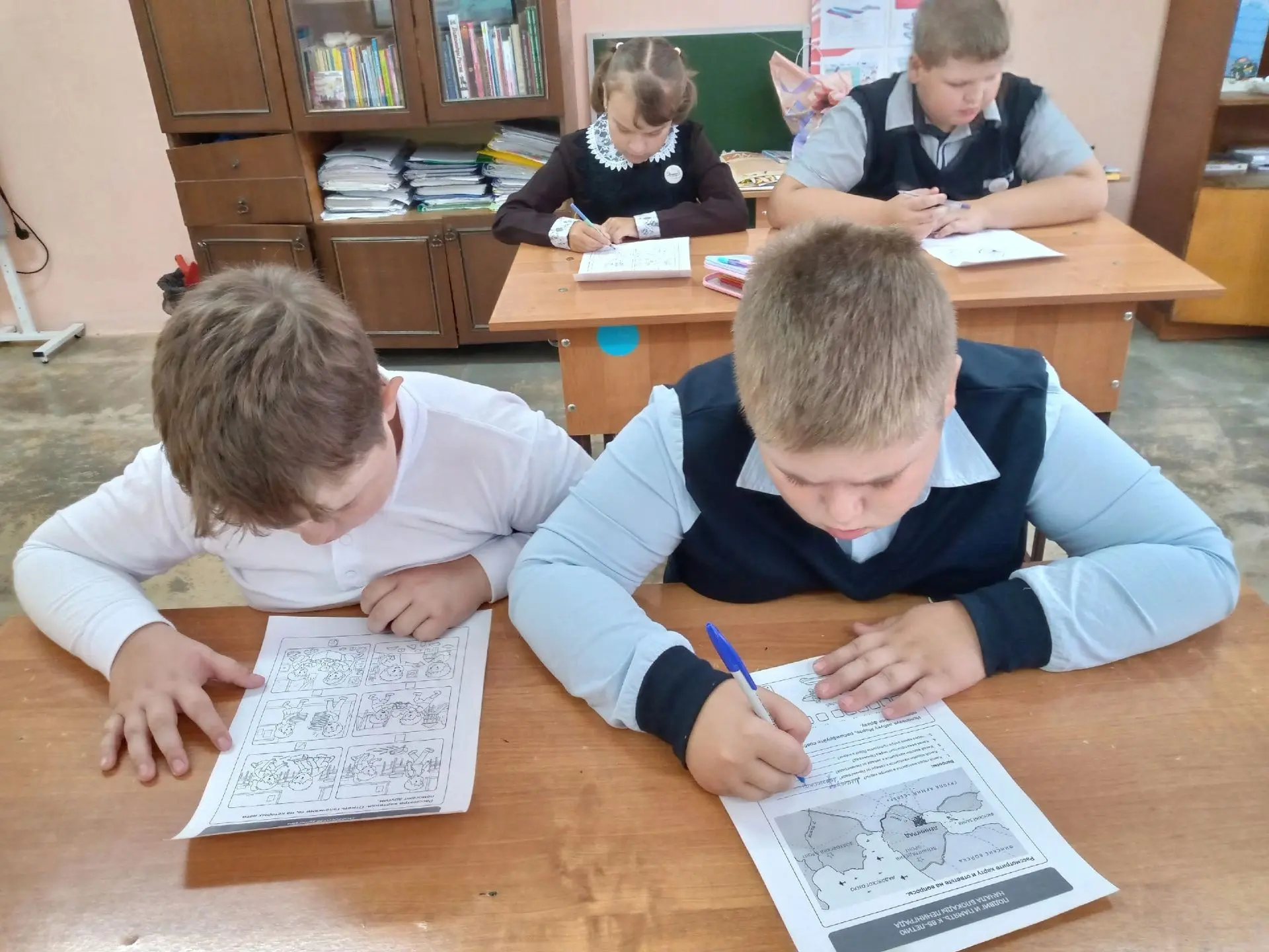 7 сентября в 1-5 классах нашей школы  в рамках внеурочной деятельности "Разговоры о важ...