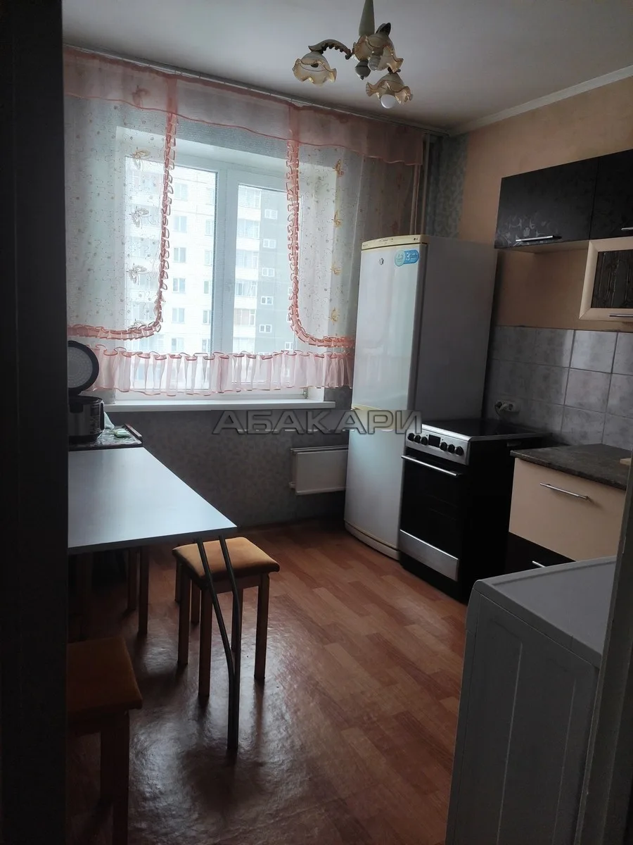 🏠 улица Молокова, 31

1 комн. квартира
📐 Общая площадь: 42 м²
📍 Район: Советский
🏗  Этаж:    4 и