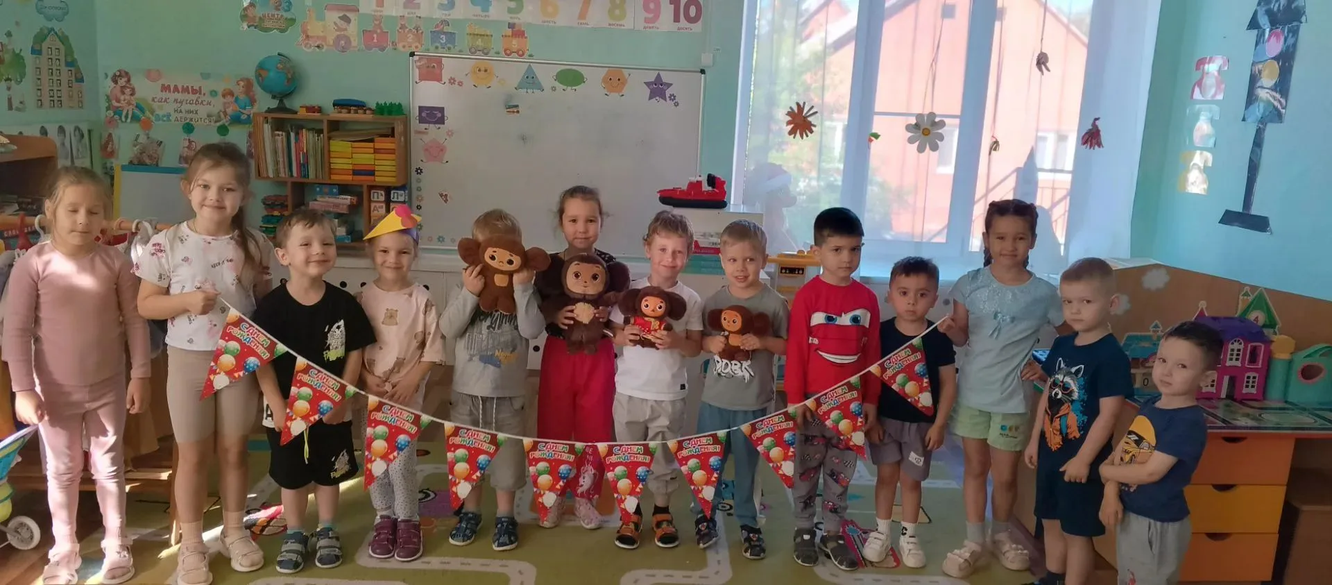 Большой праздник в группе «Фантазёры»: Чебурашке — 60!