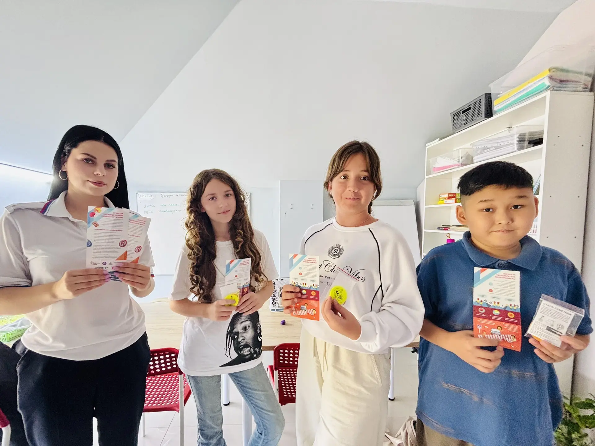 Сотрудники Госавтоинспекции провели важную встречу с учениками MartSchool.