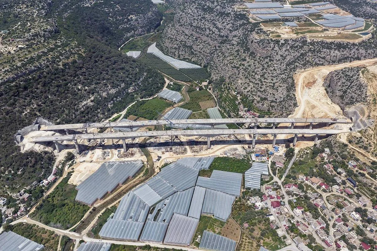 🛣 В Турции почти достроили скоростную трассу на побережье Мерсина