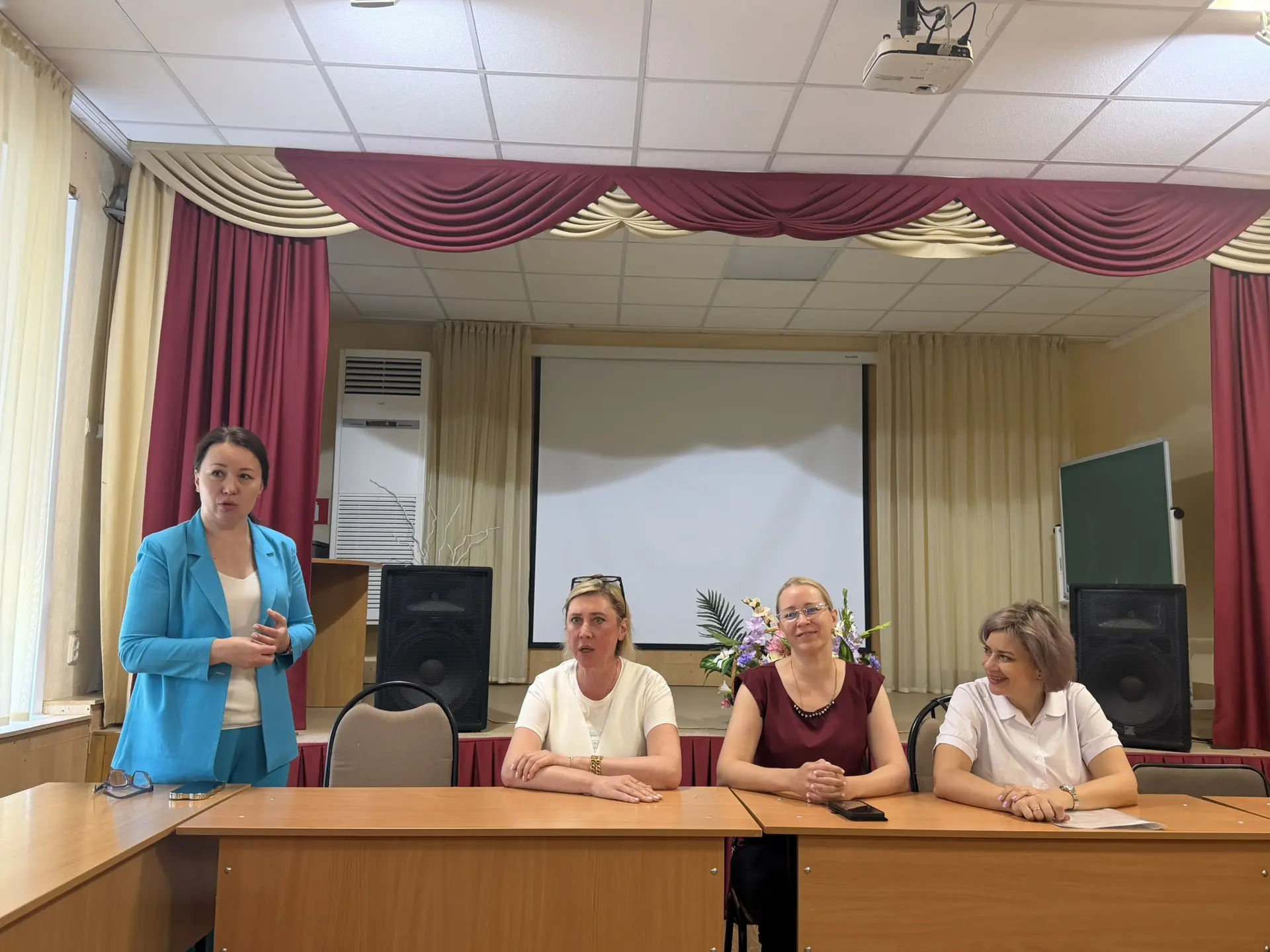 👥💥Специалисты областной организации встретились с выпускниками Энгельсского медицинского колледжа 